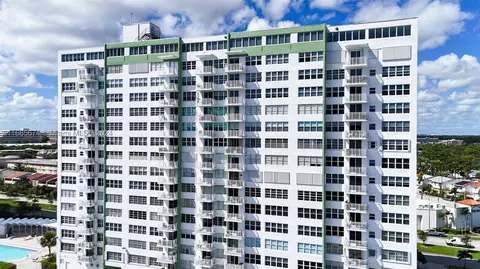 2100 Sans Souci Blvd #A1208, North Miami, FL 33181