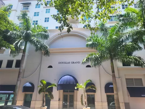 50 Menores Ave #725, Coral Gables, FL 33134