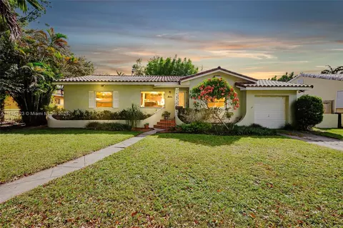 426 NE 102nd St, Miami Shores, FL 33138