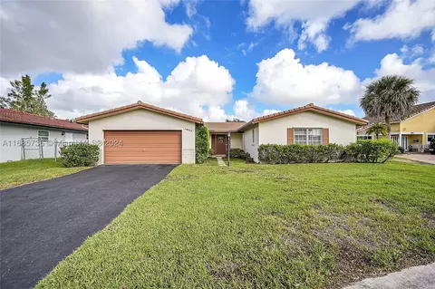 10755 NW 40th St, Coral Springs, FL 33065