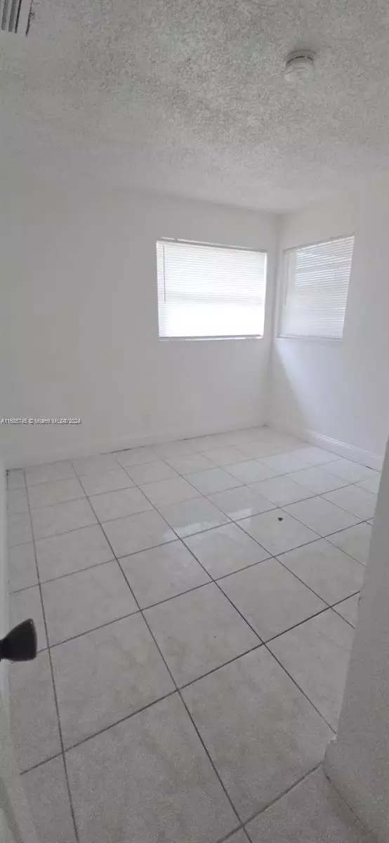 Other - 2632 NW 18th Ter, Oakland Park, FL 33311 photo 14 of 48