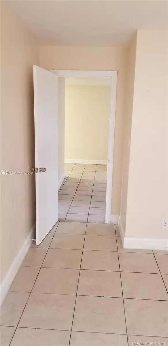 Other - 2632 NW 18th Ter, Oakland Park, FL 33311 photo 34 of 48