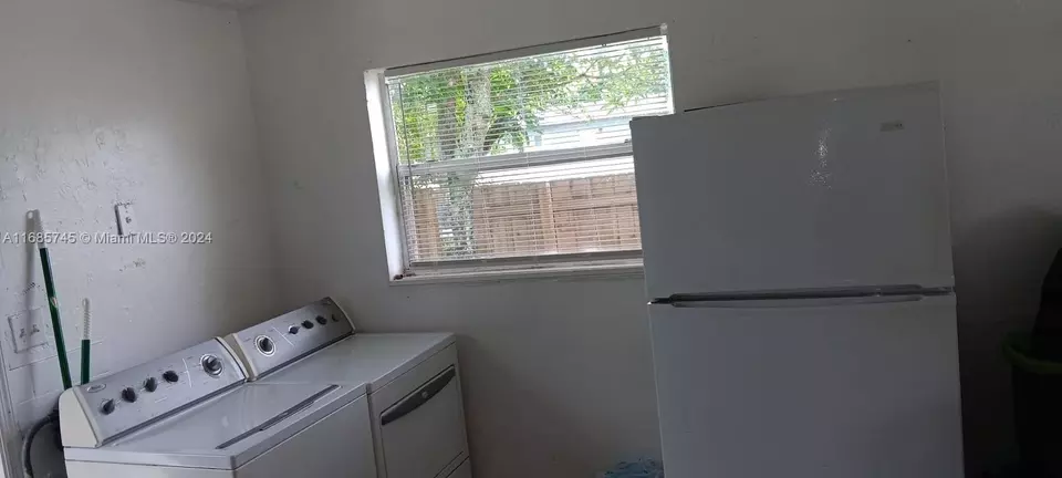 Other - 2632 NW 18th Ter, Oakland Park, FL 33311 photo 2 of 48