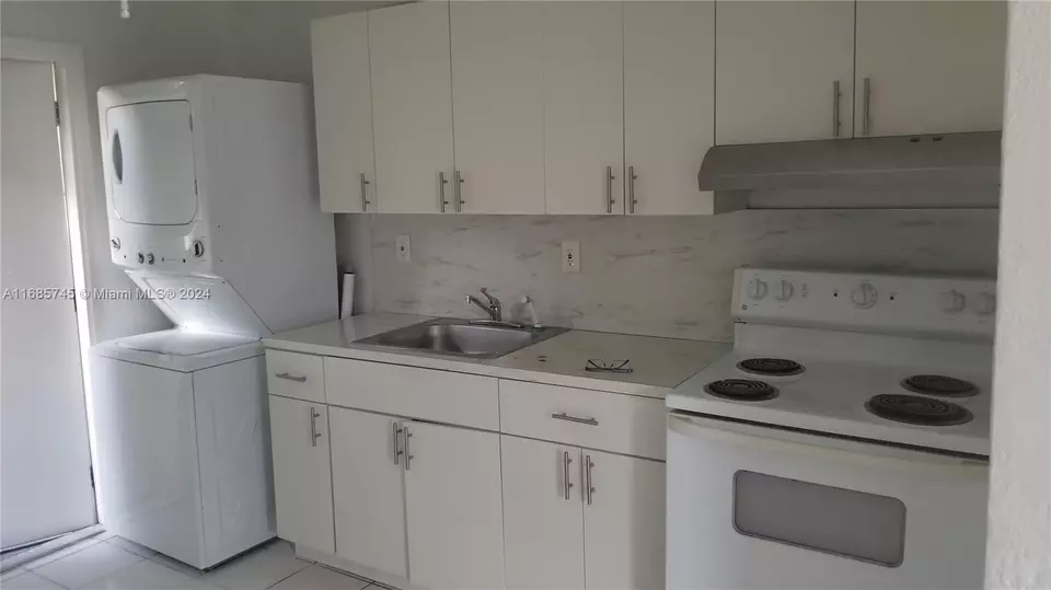 Other - 2632 NW 18th Ter, Oakland Park, FL 33311 photo 37 of 48