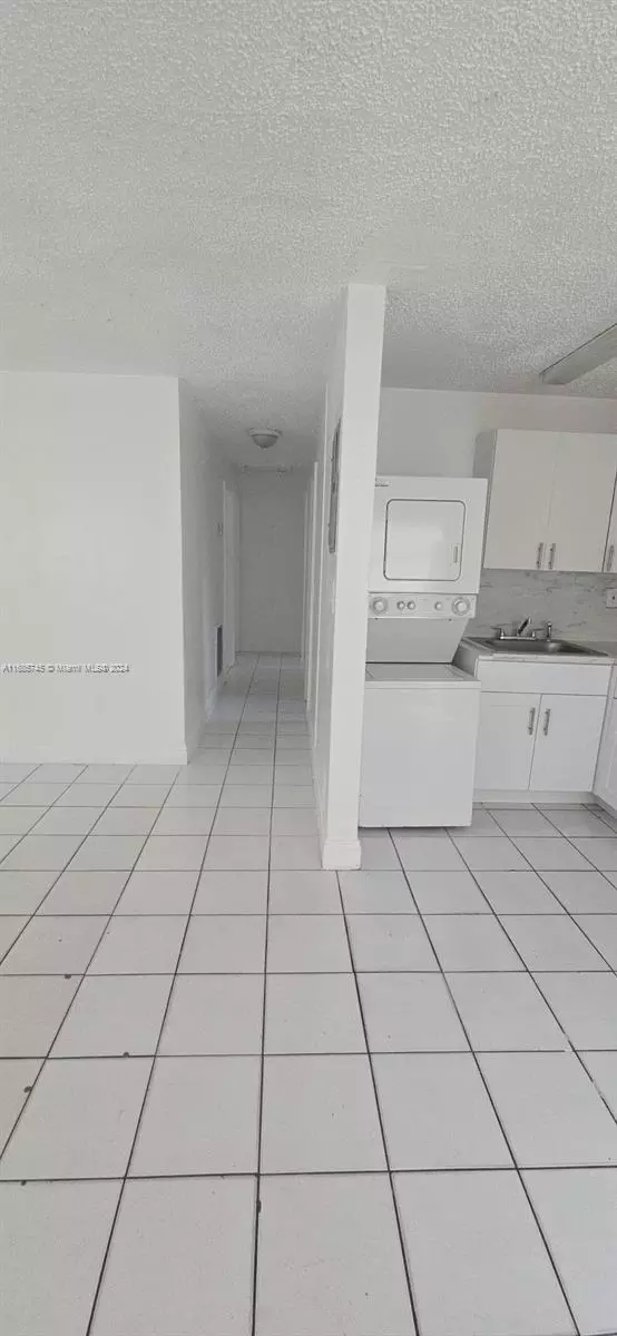 Other - 2632 NW 18th Ter, Oakland Park, FL 33311 photo 10 of 48