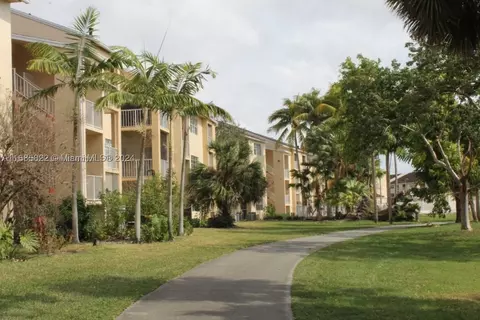 15340 SW 106th Ter #821, Miami, FL 33196