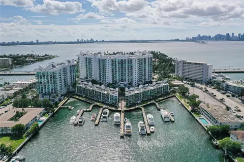 7910 Harbor Island Dr #1209, North Bay Village, FL 33141