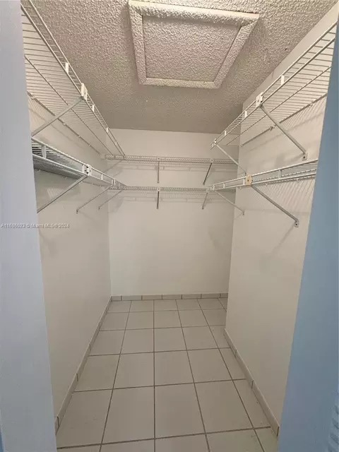 Other - 3127 W 69th Pl, Hialeah, FL 33018 photo 4 of 5