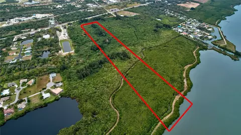 7570 39th Ave, Vero Beach, FL 32967