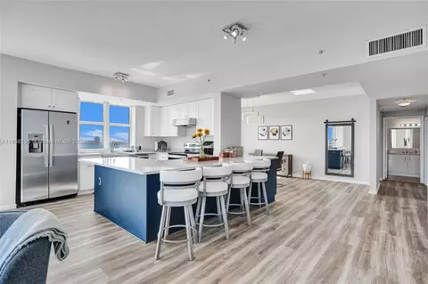 7900 Harbor Island Dr #1113, North Bay Village, FL 33141