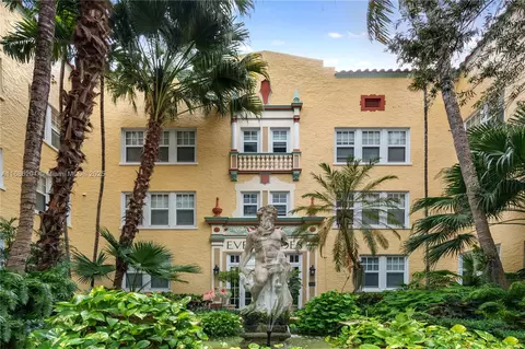 536 14th St #304, Miami Beach, FL 33139