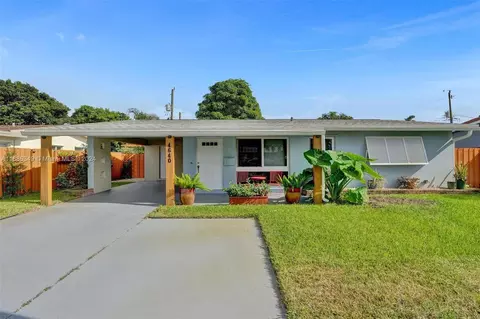 4640 NE 3rd Ter, Oakland Park, FL 33334