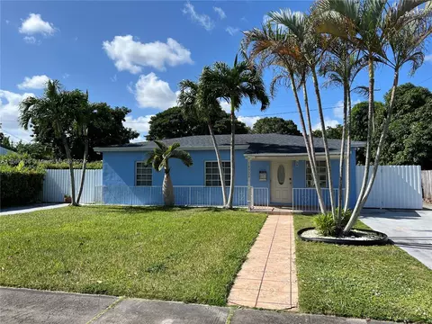 14920 Polk St, Miami, FL 33176