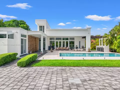 13601 SW 32nd St, Miami, FL 33175