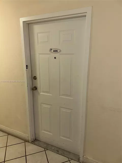 814 NW 36th Ave #406, Miami, FL 33125