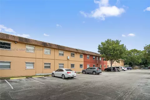 101 NE 41st St #91F, Oakland Park, FL 33334
