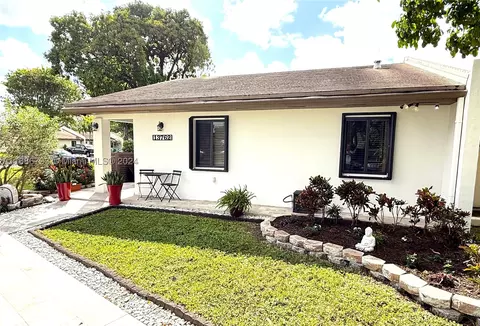13762 SW 53rd Ter, Miami, FL 33175