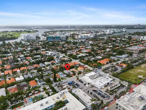 Undisclosed, Surfside, FL 33154 photo 4