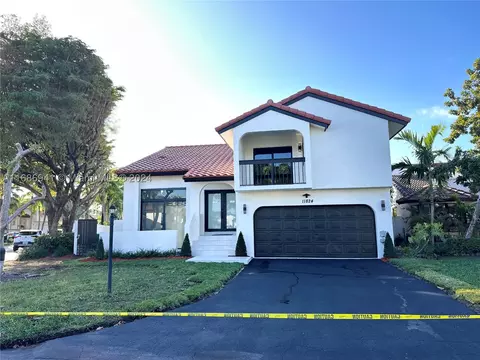 11824 SW 107th Ln, Miami, FL 33186