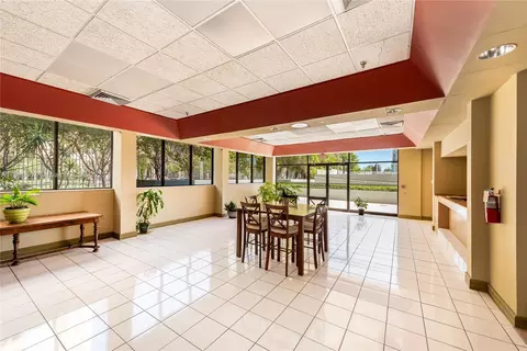 2501 Brickell Ave #409, Miami, FL 33129 photo 28