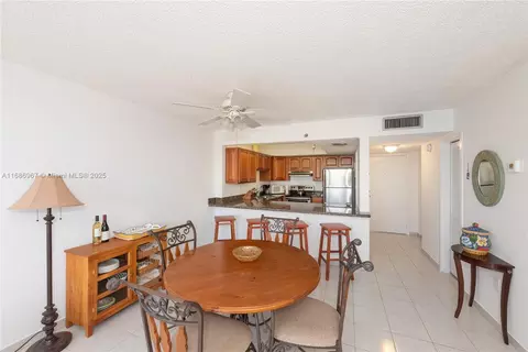 2501 Brickell Ave #409, Miami, FL 33129 photo 4