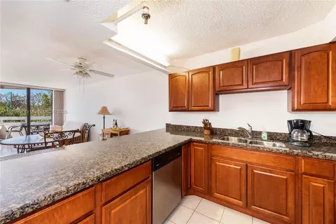 2501 Brickell Ave #409, Miami, FL 33129 photo 7