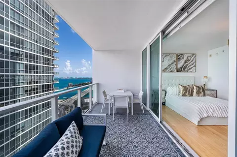 1040 Biscayne Blvd #3905, Miami, FL 33132