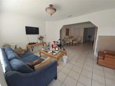Living - 3420 E Palm Ct, Hialeah, FL 33013 photo 2 of 3