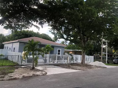 12320 NW 13 Ave, Miami, FL 33167