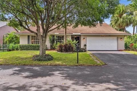 5316 NW 98th Way, Coral Springs, FL 33076