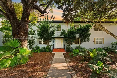 5590 SW 78th St #135D, Miami, FL 33143