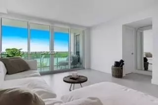 100 Bayview Dr #1221, Sunny Isles Beach, FL 33160