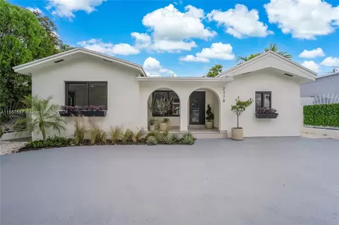 2178 SW 16th St, Miami, FL 33145