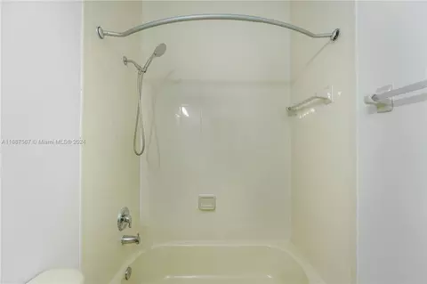 8197 W 36th Ave #3, Hialeah, FL 33018 photo 20