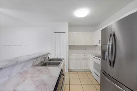 8197 W 36th Ave #3, Hialeah, FL 33018 photo 10