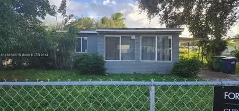 1740 NW 89th St, Miami, FL 33147