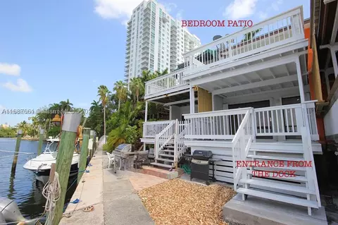 1901 NW S River Dr #39D, Miami, FL 33125