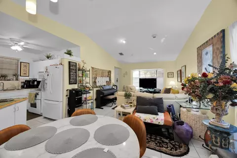 Other - 471 SE 6th St, Hialeah, FL 33010 photo 2 of 2