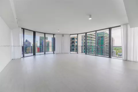1000 Brickell Plz #3302, Miami, FL 33131