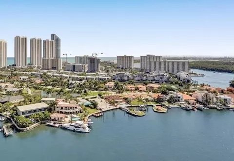 Undisclosed, Sunny Isles Beach, FL 33160
