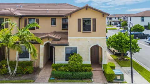 3396 W 106th Ter, Hialeah, FL 33018