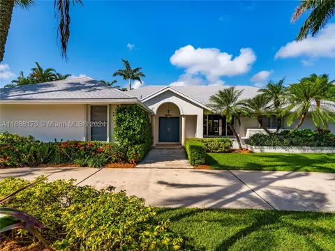 14060 SW 104th Ave, Miami, FL 33176