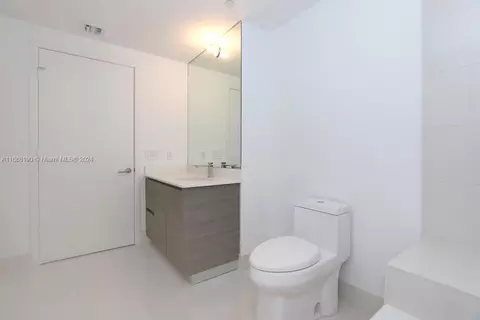 460 NE 28th St #504, Miami, FL 33137 photo 8