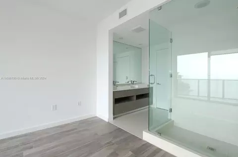 460 NE 28th St #504, Miami, FL 33137 photo 6