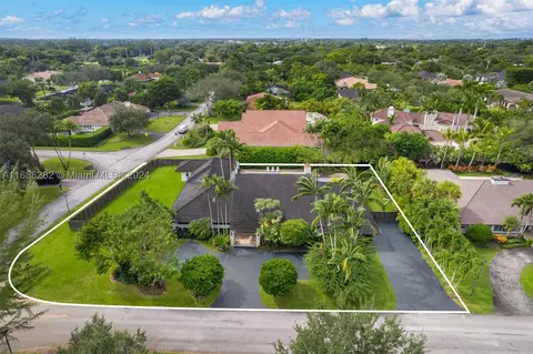 10150 SW 95th Ave, Miami, FL 33176