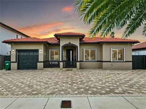 18324 SW 152nd Pl, Miami, FL 33187