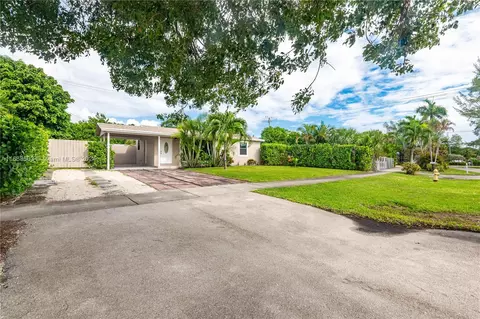 421 NE 44th St, Pompano Beach, FL 33064