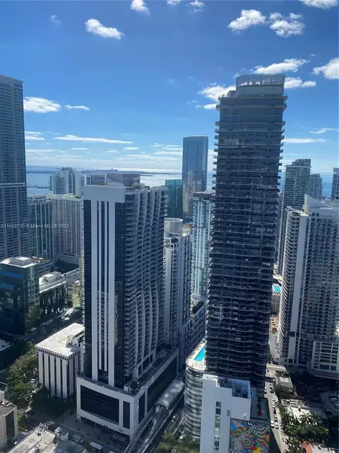 801 S Miami Ave #5002, Miami, FL 33130