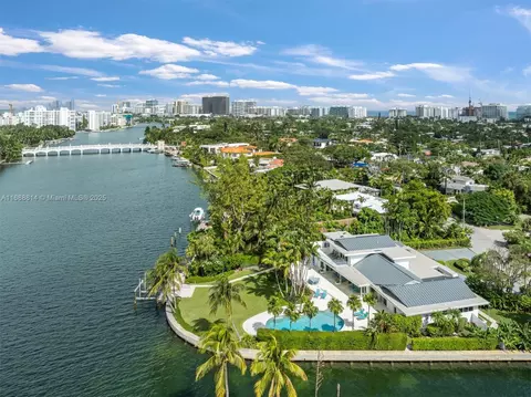 8900 Bay Dr, Surfside, FL 33154