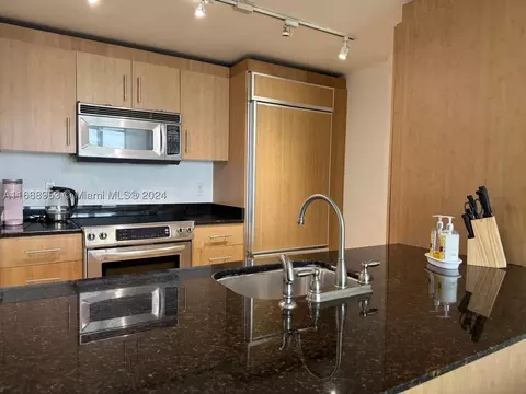 10275 Collins Ave #1528, Bal Harbour, FL 33154